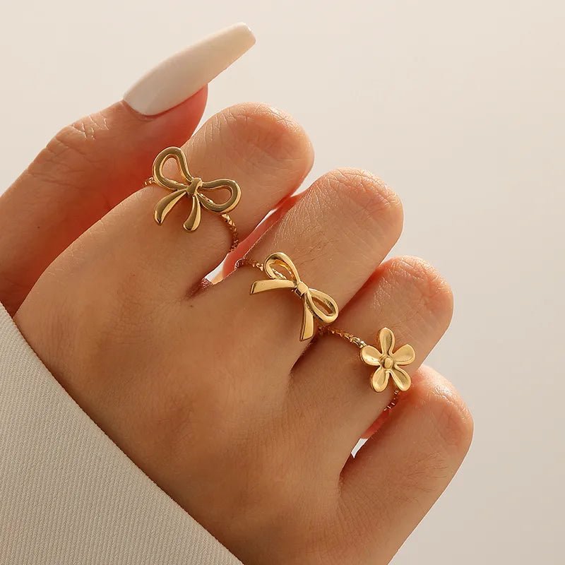 18K Gold Bow & Flower Ring – Delicate Charm Edition - Nikoleit