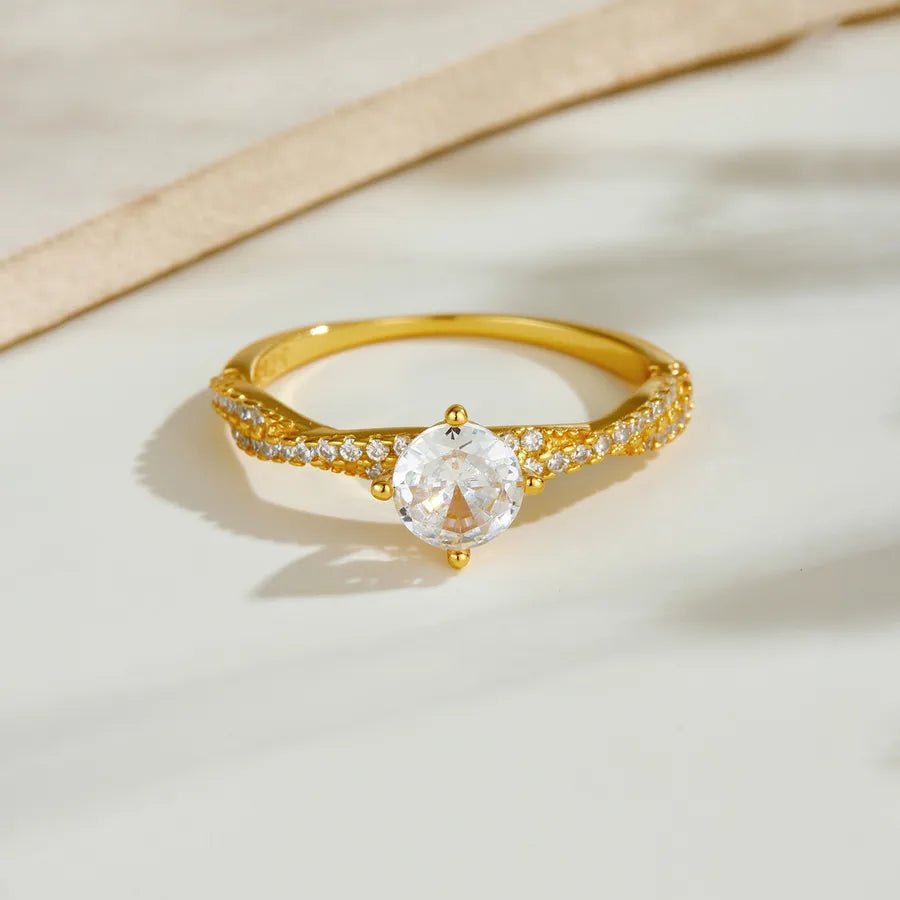 Éternelle Prong™ S925 Four - Prong Zircon Ring - Nikoleit