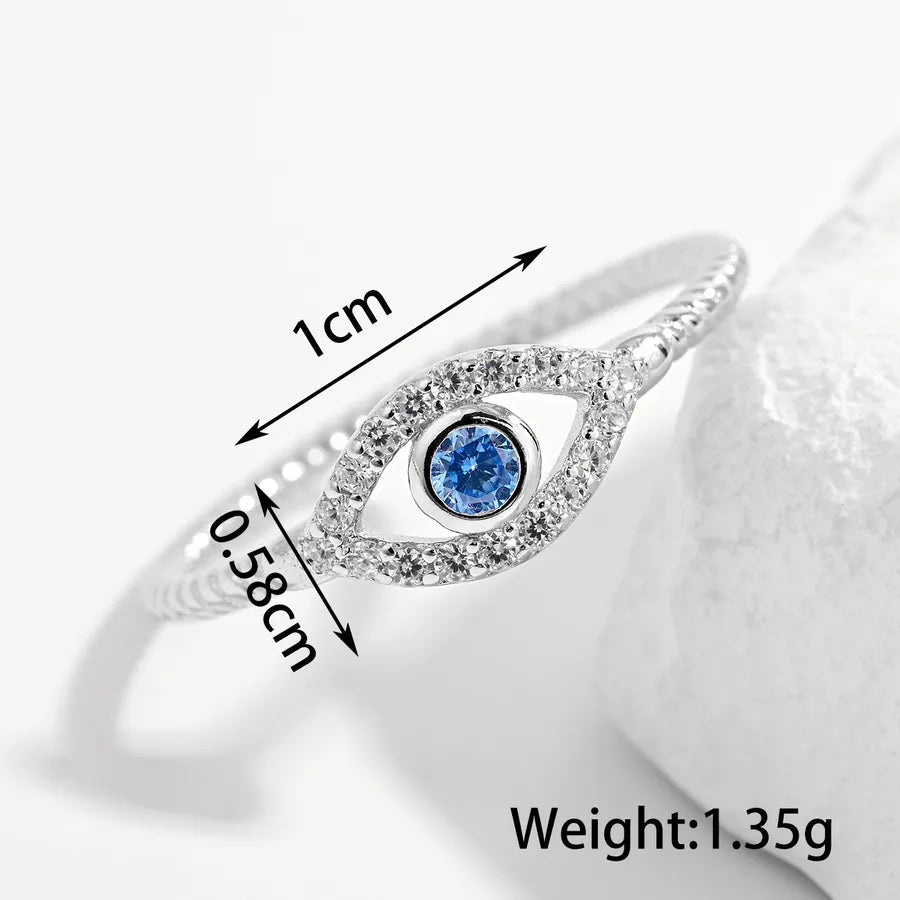 Fleur de Cœur™ Platinum - Plated Zircon Ring - Nikoleit