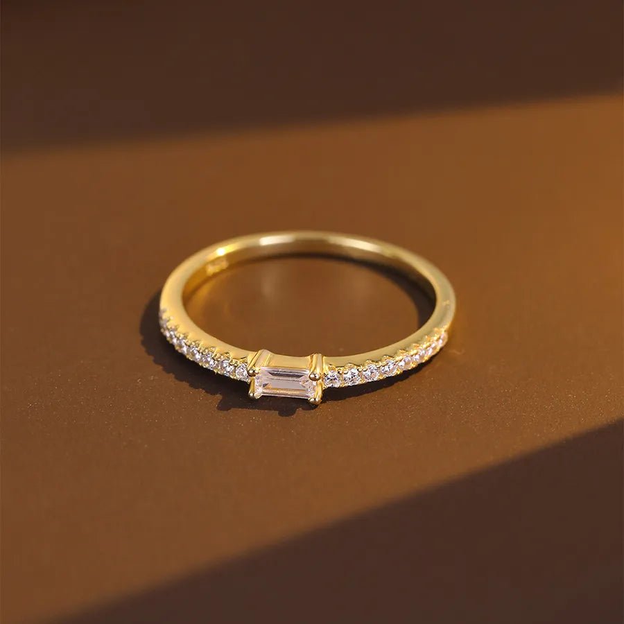Luna Veil™ 18K Gold - Plated Zircon Ring - Nikoleit