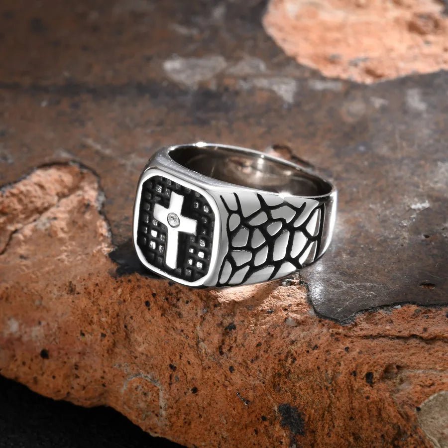 Men’s Cross Signet Ring – 304 Stainless Steel Edition - Nikoleit
