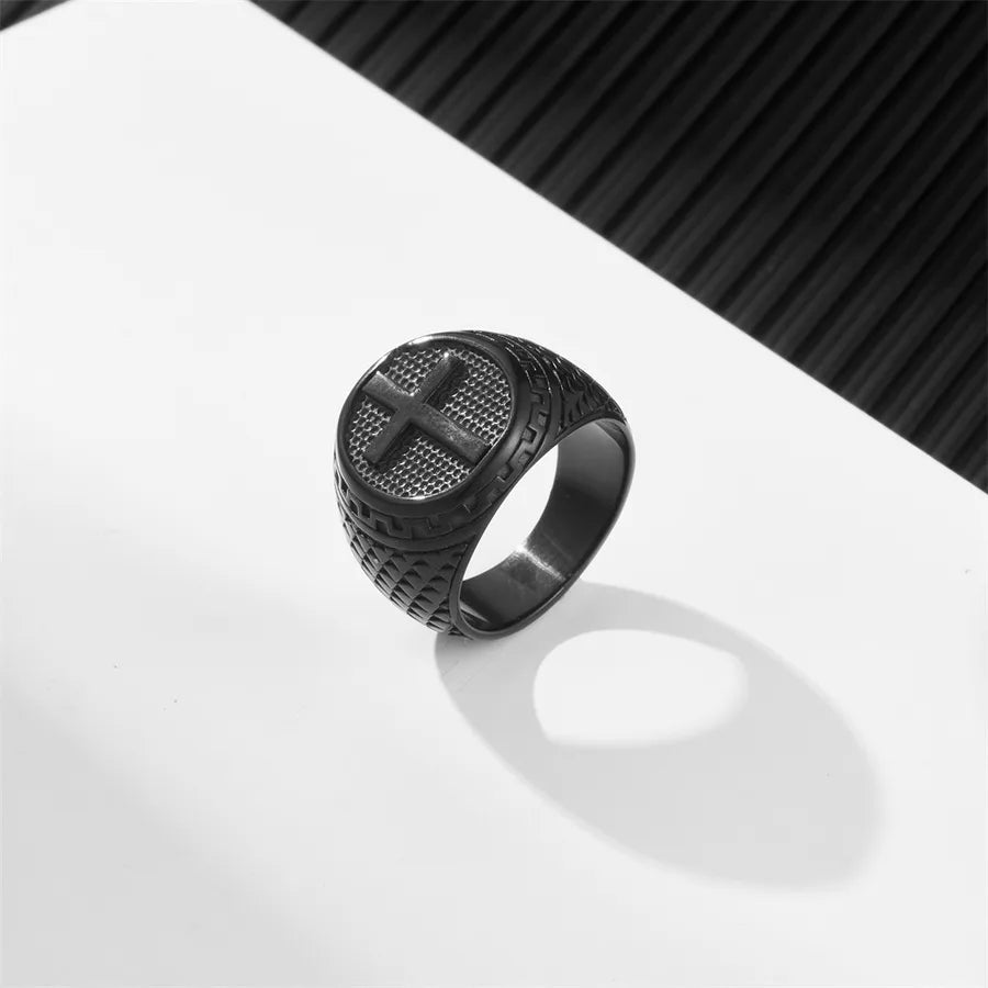 Punk Cross Signet Ring – Gold & Black Steel Edition - Nikoleit