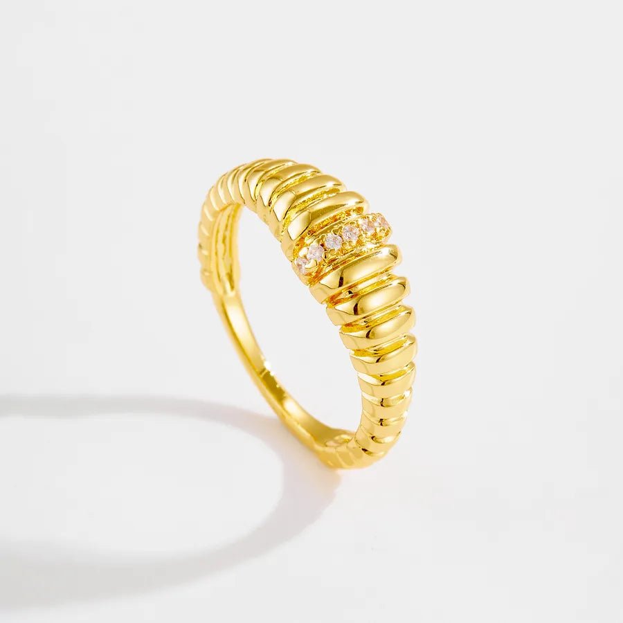 Trendy Personalized Ring Irregular Design Sensation Versatile Simple Style For Daily Wear Gold And Silver - Nikoleit