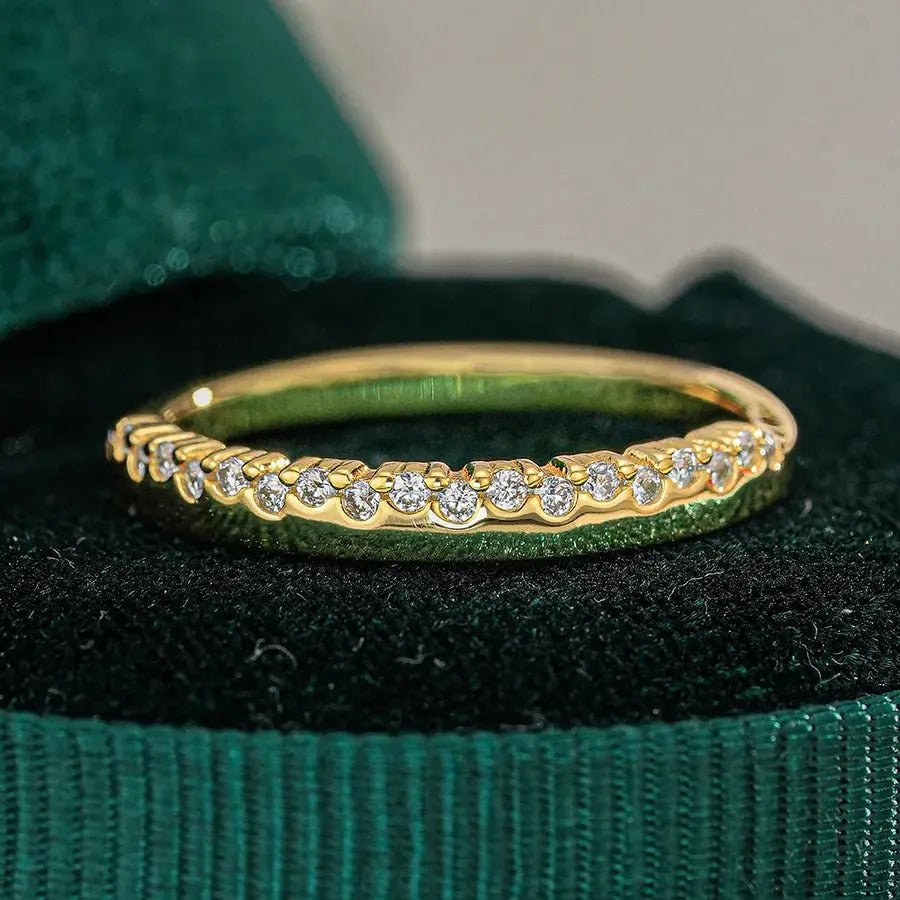 Women’s Ring – 925 Sterling Silver with Moissanite, Geometric Design - Nikoleit